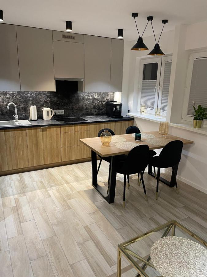 Brzostek Apartment Warszawa Zewnętrze zdjęcie