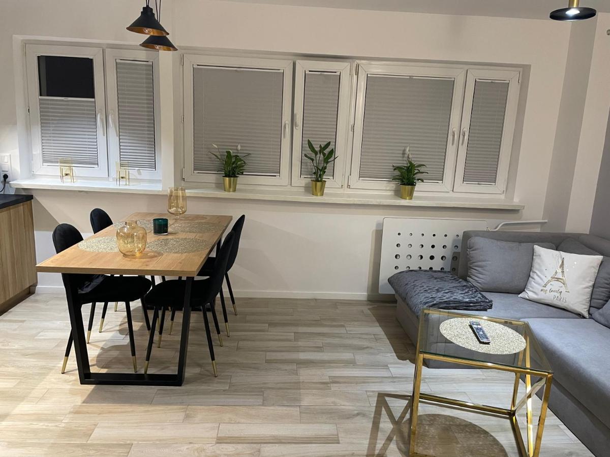 Brzostek Apartment Warszawa Zewnętrze zdjęcie