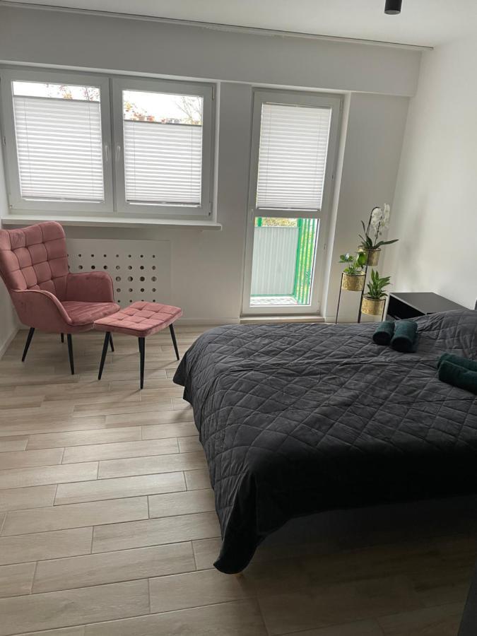 Brzostek Apartment Warszawa Zewnętrze zdjęcie